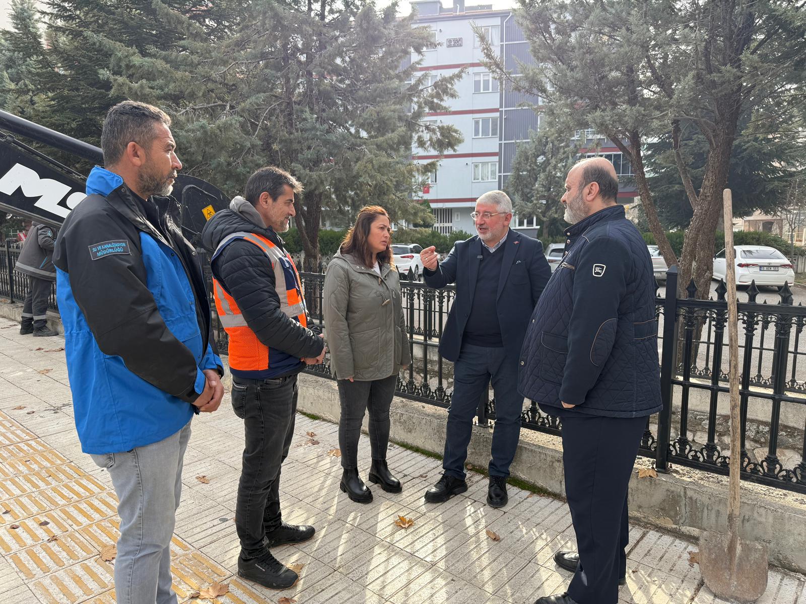 MELİKGAZİ DERESİ TEMİZLENİYOR!